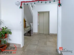 Prodej bytu 2+kk, Praha, Vodnická, 51 m2