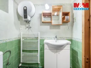 Prodej rodinného domu, Domousnice, 101 m2