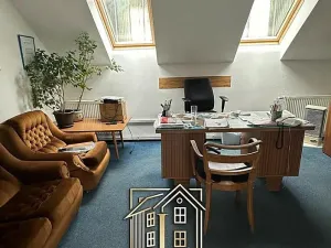 Pronájem skladu, Praha, Libušská, 1900 m2