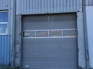 Pronájem skladu, Holubice, 110 m2