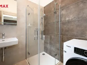 Pronájem bytu 1+1, Praha - Smíchov, Pivovarská, 56 m2