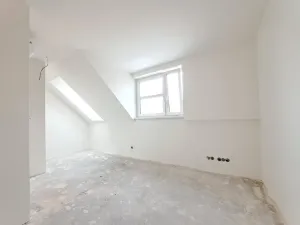 Prodej bytu 4+kk, Stochov, náměstí u dubu, 96 m2