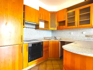 Prodej bytu 2+kk, Praha, 56 m2