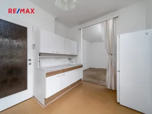 Pronájem bytu 1+kk, Praha - Libeň, Na kopečku, 33 m2