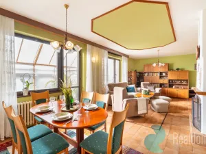 Prodej rodinného domu, Litvínovice, 235 m2
