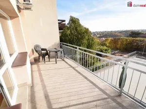 Pronájem bytu 1+kk, Praha - Smíchov, Nad Palatou, 27 m2