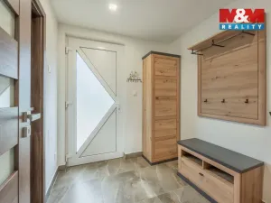 Prodej rodinného domu, Dolní Bousov - Vlčí Pole, 213 m2