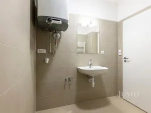 Pronájem bytu 2+kk, Staré Město, Hradišťská, 57 m2