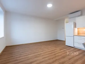 Pronájem bytu 2+kk, Staré Město, Hradišťská, 53 m2