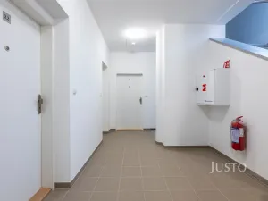 Pronájem bytu 2+kk, Staré Město, Hradišťská, 53 m2