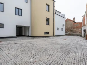 Pronájem bytu 1+kk, Staré Město, Hradišťská, 34 m2