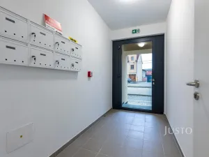 Pronájem bytu 1+kk, Staré Město, Hradišťská, 34 m2