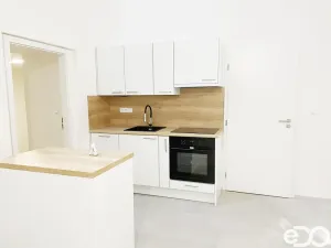 Pronájem bytu 2+kk, Praha, K Uhříněvsi, 38 m2
