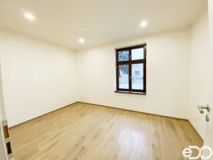 Pronájem bytu 4+kk, Praha, K Uhříněvsi, 90 m2