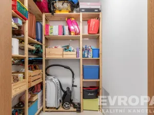 Prodej bytu 3+kk, Praha - Strašnice, Zvěřinova, 98 m2