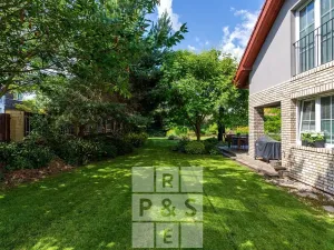 Prodej rodinného domu, Průhonice, Pod Valem II., 243 m2