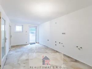 Prodej vily, Praha - Komořany, Pod lesem, 770 m2