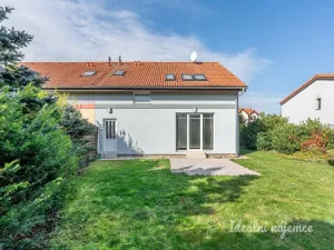 Pronájem bytu 4+kk, Praha - Satalice, Kemrova, 141 m2