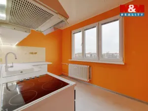 Pronájem bytu 1+1, Cheb, Osvobození, 35 m2