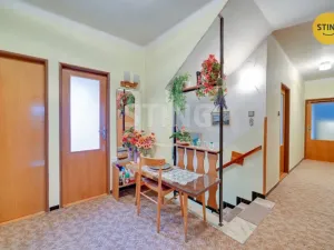Prodej vícegeneračního domu, Uherské Hradiště - Jarošov, 140 m2
