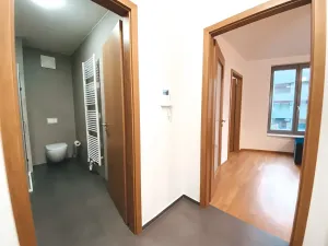 Pronájem bytu 2+kk, Praha - Kobylisy, Čumpelíkova, 52 m2