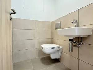 Pronájem bytu 2+kk, Pardubice - Zelené Předměstí, nábřeží Závodu míru, 80 m2