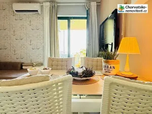 Prodej bytu 3+kk, Novalja, Chorvatsko, 51 m2