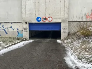 Pronájem garáže, Liberec, Ježkova, 15 m2