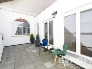 Pronájem bytu 3+1, Plzeň - Vnitřní Město, Bezručova, 95 m2