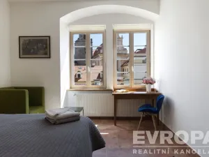 Pronájem bytu 3+1, Plzeň - Vnitřní Město, Bezručova, 95 m2