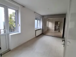 Pronájem bytu 3+1, Plzeň, Pod Záhorskem, 100 m2