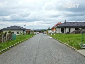 Prodej pozemku pro bydlení, Lipovec, 738 m2