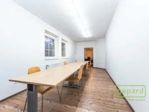 Pronájem kanceláře, Praha, Světická, 188 m2