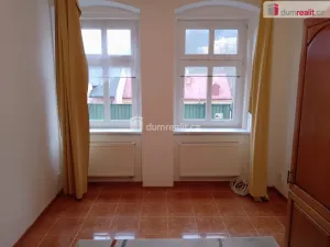 Pronájem bytu 1+1, Karlovy Vary, Petřín, 37 m2