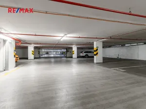 Pronájem kanceláře, Praha - Smíchov, Kováků, 103 m2