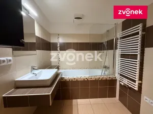 Pronájem bytu 2+kk, Zlín, Pod Křiby, 72 m2