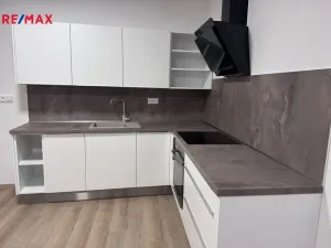 Pronájem bytu 2+kk, Lanškroun - Žichlínské Předměstí, Komenského, 60 m2