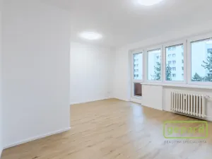 Prodej bytu 3+1, Praha, Hrusická, 73 m2