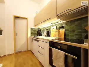 Pronájem bytu 2+1, Praha - Vinohrady, Vinohradská, 81 m2