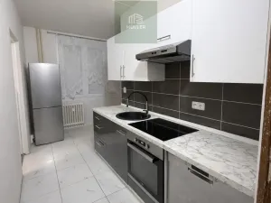 Pronájem bytu 4+1, Plzeň - Skvrňany, Macháčkova, 88 m2