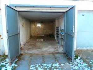 Pronájem garáže, Znojmo, Palliardiho, 19 m2