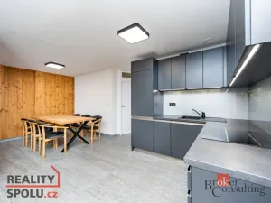 Prodej rodinného domu, 213 m2