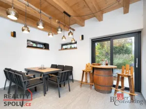 Prodej rodinného domu, 213 m2