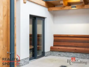 Prodej rodinného domu, 213 m2