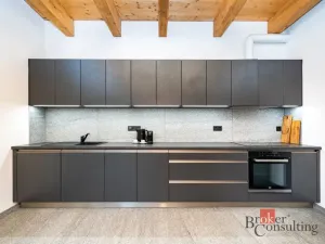 Prodej rodinného domu, 213 m2