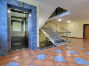 Pronájem bytu 1+kk, Praha - Bohnice, Ústavní, 59 m2