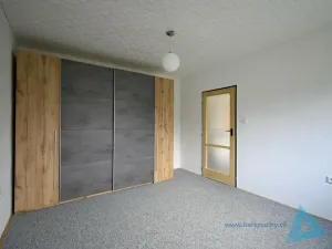 Prodej bytu 2+1, Nová Paka, Achátová, 64 m2