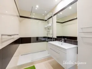 Pronájem bytu 2+kk, Praha - Troja, Lublinská, 66 m2