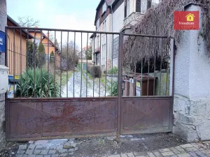 Pronájem garáže, Teplice, Pod Doubravkou, 17 m2