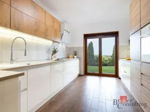 Prodej rodinného domu, Kly - Hoření Vinice, 288 m2